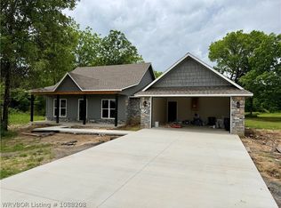 303 Harding St, Poteau, OK 74953