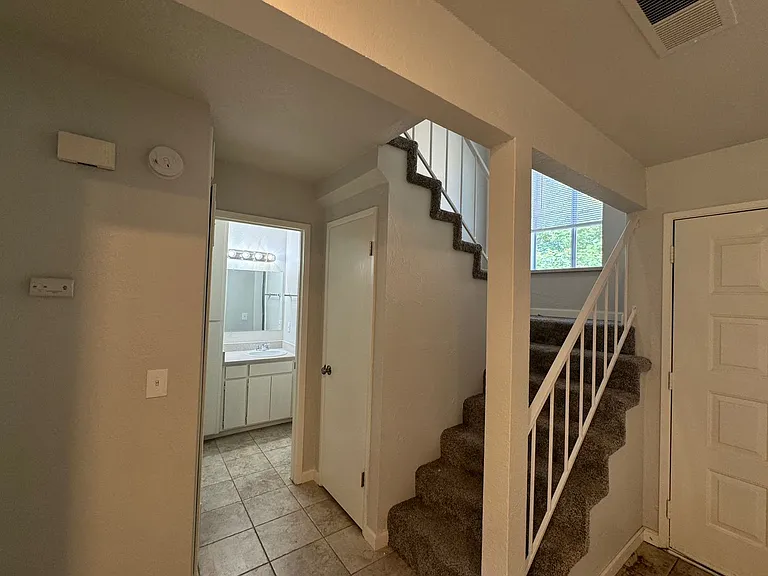 803 W 2nd Ave — Photo 14