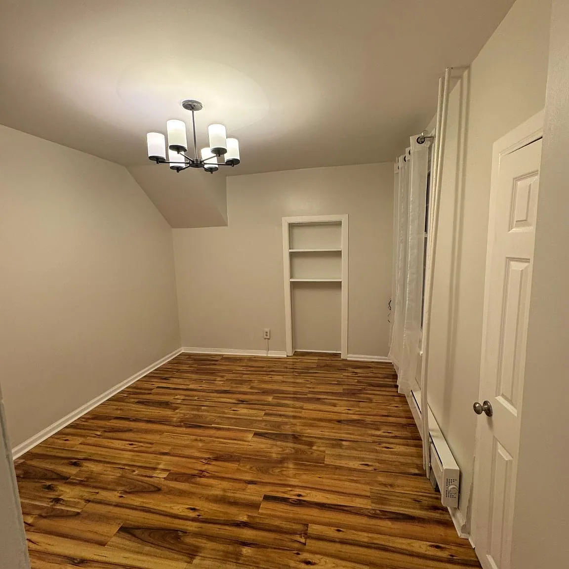 1 bed, 1.0 bath, 800 sqft, $950 — Photo 3