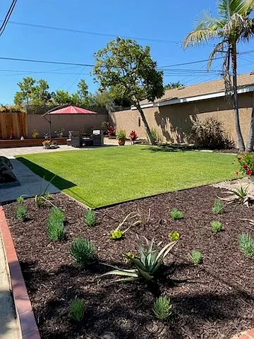 8113 Stewart Ave — Photo 3