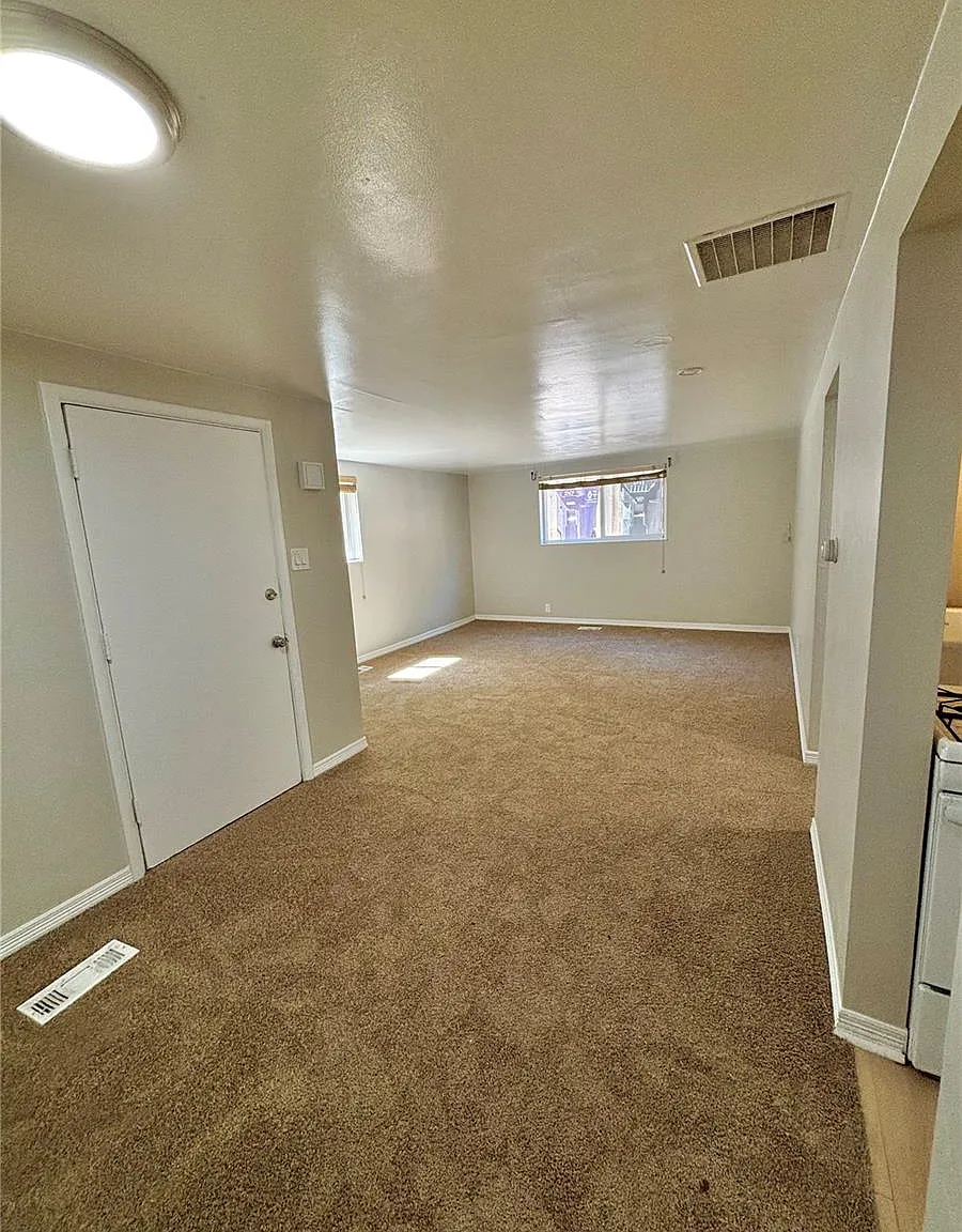 1 bed, 1.0 bath, 700 sqft, $1,149 — Photo 1