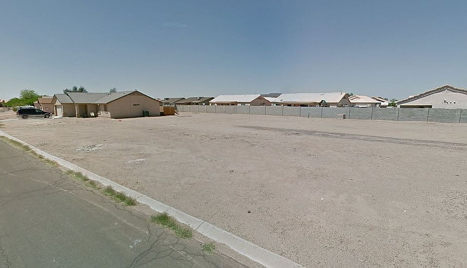 2nd image of 9792 W Arvada Dr
