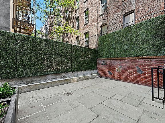 2nd image of 553 Lenox Ave Unit 1D