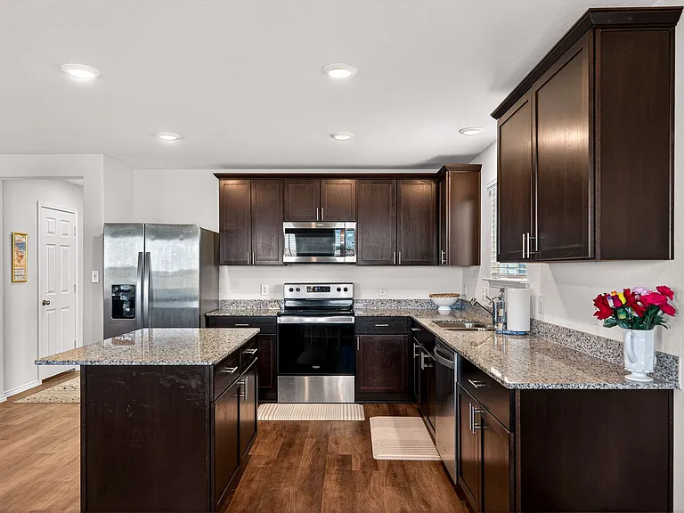 4037 Bermuda Ln — Photo 13