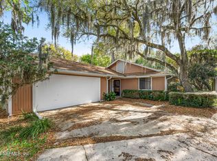4316 Lake Woodbourne Dr, Jacksonville, FL 32217