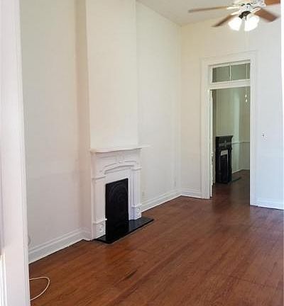 3rd image of 936 Mazant St