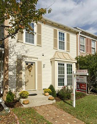 3rd image of 4404 Churchman Ct