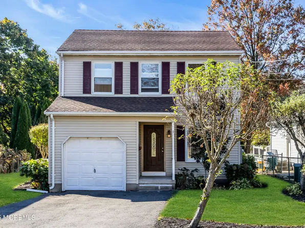 82 Stokes Street, Freehold, NJ 07728