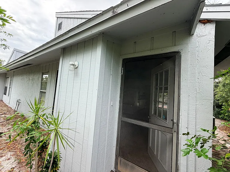 6901 Brentford Rd — Photo 15
