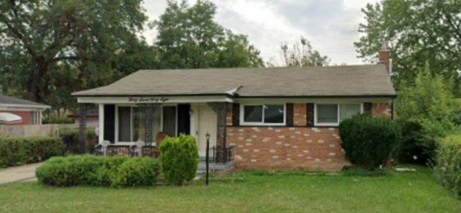 3748 Garrick Ave photo 1