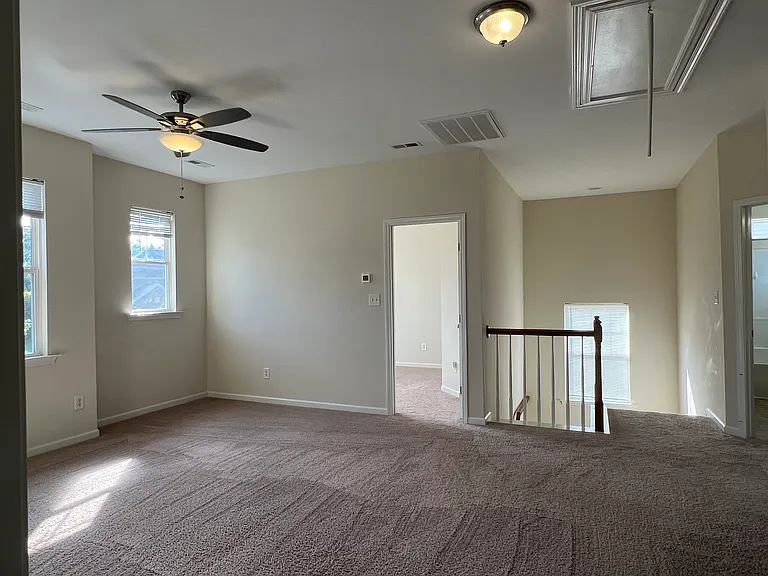 1429 Dairy Glen Dr — Photo 33