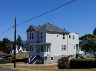 668 45th St #1, Astoria, OR 97103