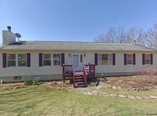 93 Society Hill Rd, Greenville, NY 12083