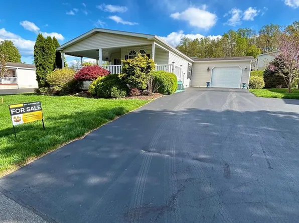 548 Conestoga Dr, Coatesville, PA 19320