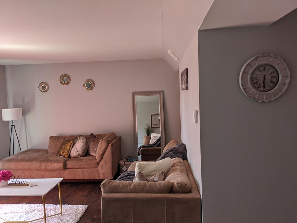 1st image of 9606 Kedvale Ave #3W