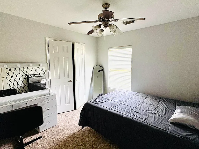 17515 Cypress Orchard Ln — Photo 10