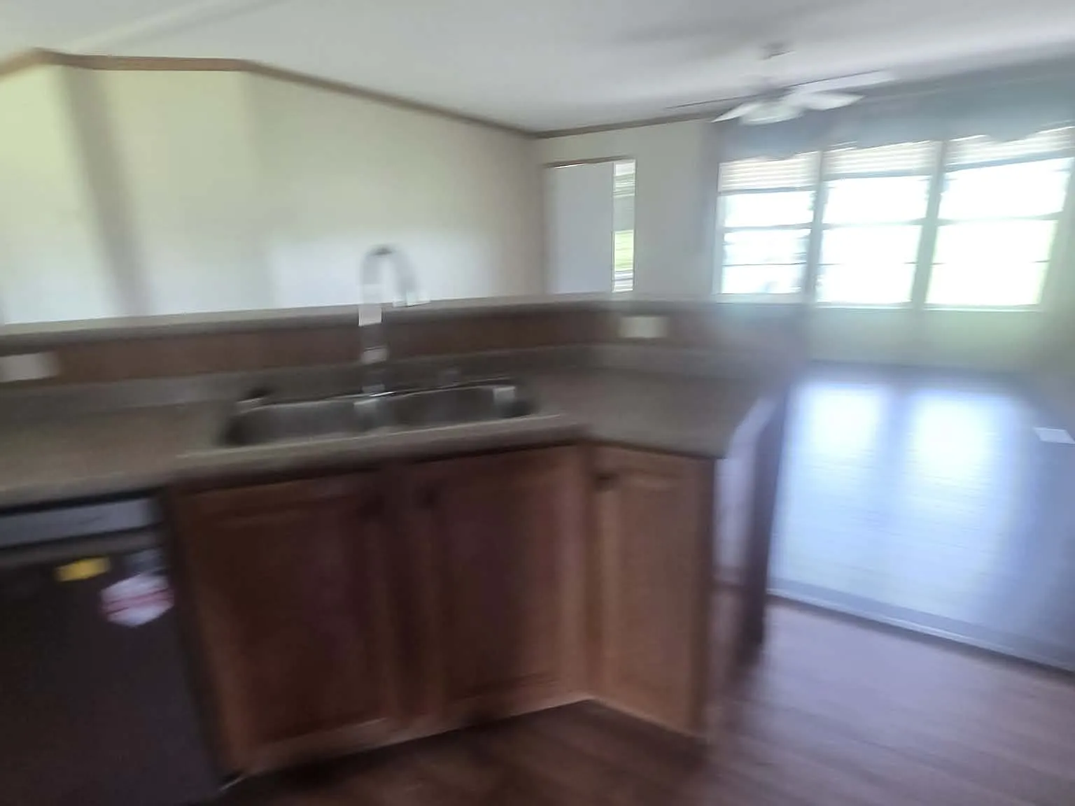 3 bed, 2112 sqft, $1,800 — Photo 2