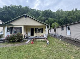 2371 Pond Creek Rd, Mc Andrews, KY 41543