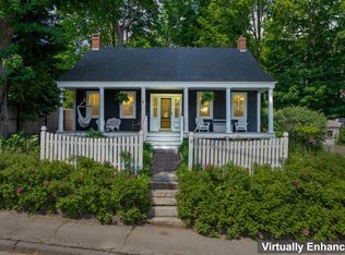 41 Central St, Hallowell, ME 04347