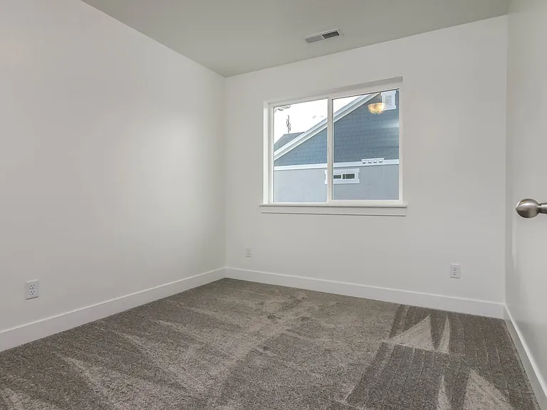 2299 N 3720 W — Photo 16