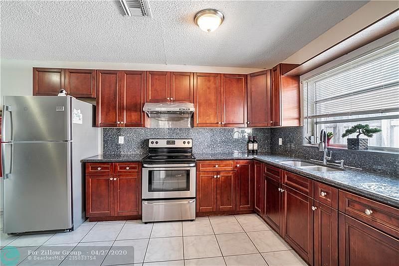 1st image of 4571 SW 43rd Ave