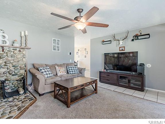 4th image of 400 N Ladino Dr