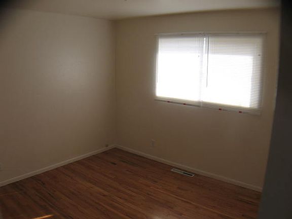 Rental 3607 Hollybrook Ln_19701_4_06132014