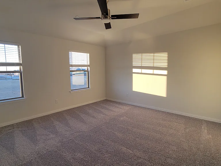 11346 Sugarlands Dr — Photo 11