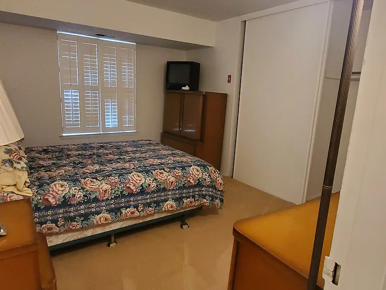 101 Laramie Ct #11 — Photo 6