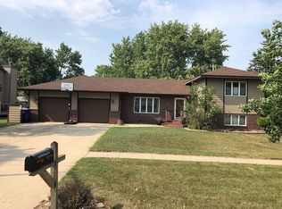 2009 W Kemp Ave, Watertown, SD 57201