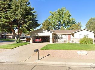 5 Pennwood Ln, Pueblo, CO 81005