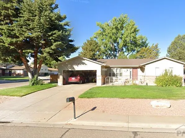 5 Pennwood Ln, Pueblo, CO 81005