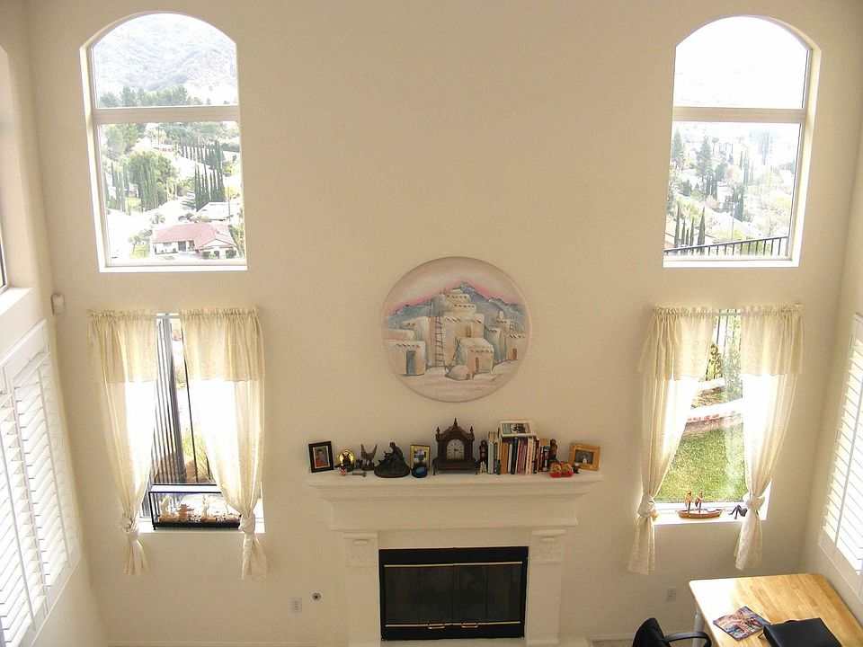 2nd image of 13890 Mountain View Pl