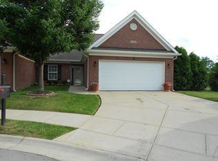 10004 Autumn Gardens Way, Louisville, KY 40229