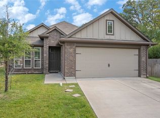 3700 McKenzie St, Bryan, TX 77803