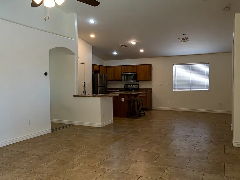 45513 W Sky Ln — Photo 7