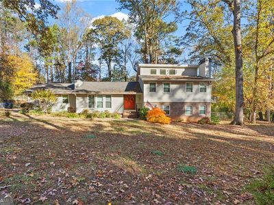 527 Eight Point Ct, Suwanee, GA, 30024