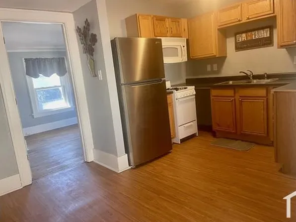 1330 16th Ave #2N, Rockford, IL 61104