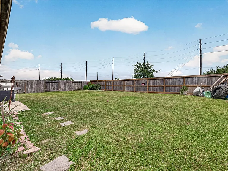 811 Petunia Falls Ln — Photo 40