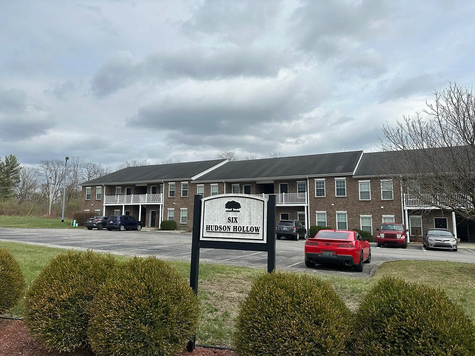 2 bed, 2.0 bath, 1250 sqft, $1,350 — Photo 2