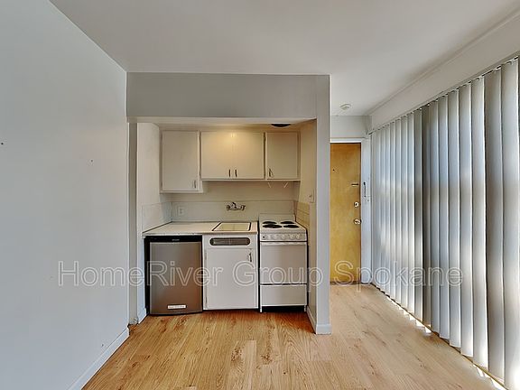 3rd image of 634 E 23rd Ave #D-1