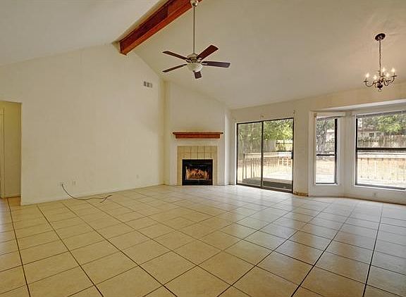2nd image of 103 S Mockingbird Cir