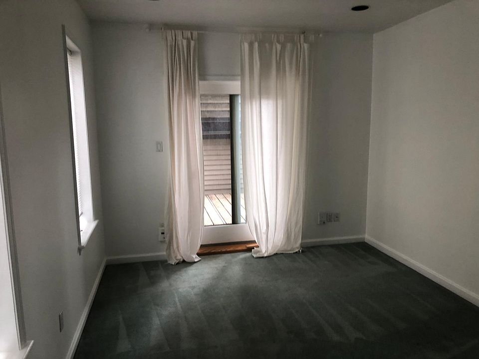 1st image of 2321 Fairmount Ave Floor 2