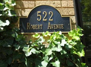 522 Robert Ave, Rockford, IL 61107