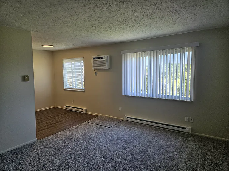 3380 Brunnerdale Ave NW #3 — Photo 4