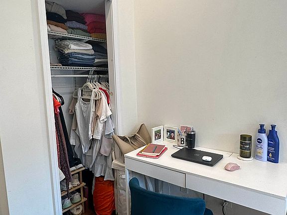 5th image of 235 E 4th St APT 6C