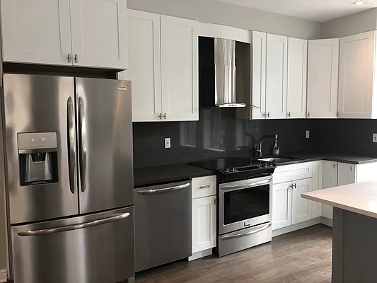 Rented by Thermos Realty & Management Inc | media 36