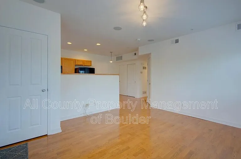 14300 Waterside Ln #J5 — Photo 6