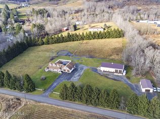 323 Fernheim Rd, Montrose, PA 18801