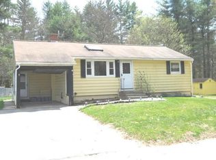 10 Gaudet Ln, Tyngsboro, MA 01879